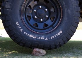 Tyre pressure rock 25psi