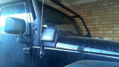 Cool air intake with a detachable snorkel