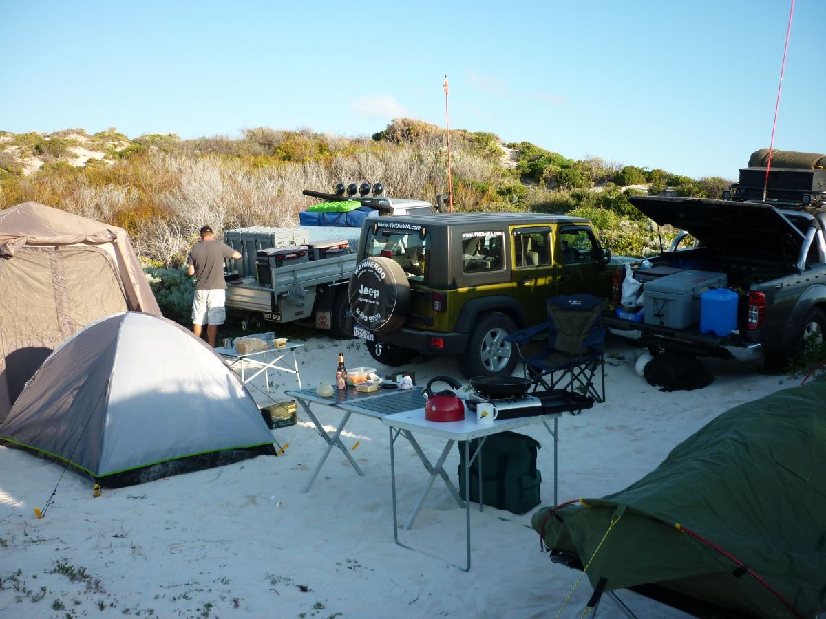 4WD camp.