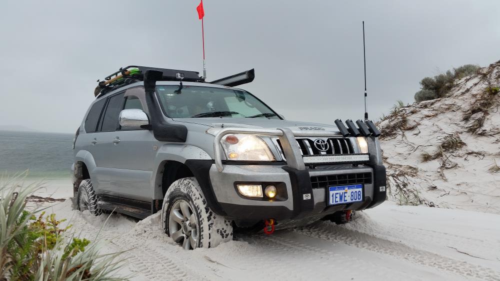 Toyota Prado 120 Grande Modified