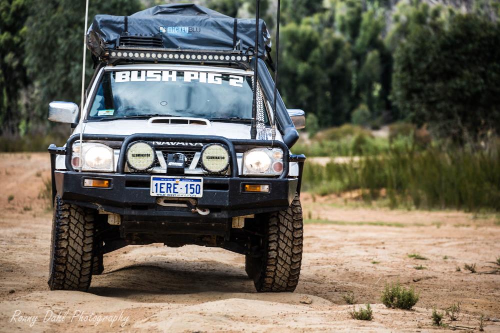 Nissan Navara 4x4 D22, modified. 