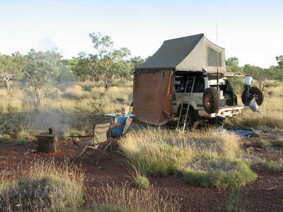 Cruiser camping in the Pilbara.