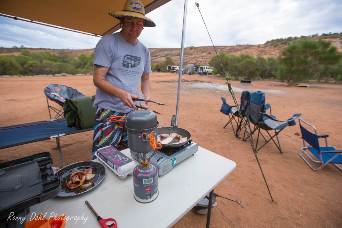 overland travel food